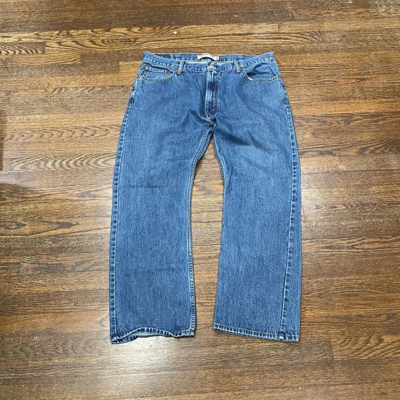 LEVI’S 505 Straight Fit Jeans 40 x 30 Medium Wash Classic Denim - Picture 9 of 10